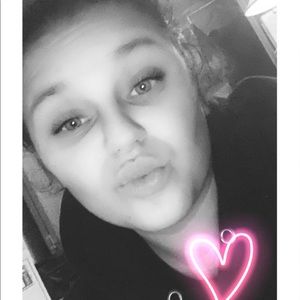 Meet your Posher, Deanna